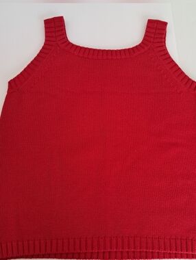 Jeanne Pierre Red Vest, 100% Cotton with side slit